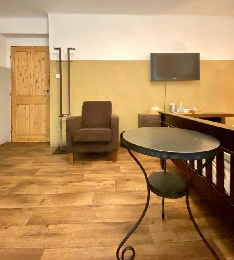 Pension Ella Hřensko Buitenkant foto